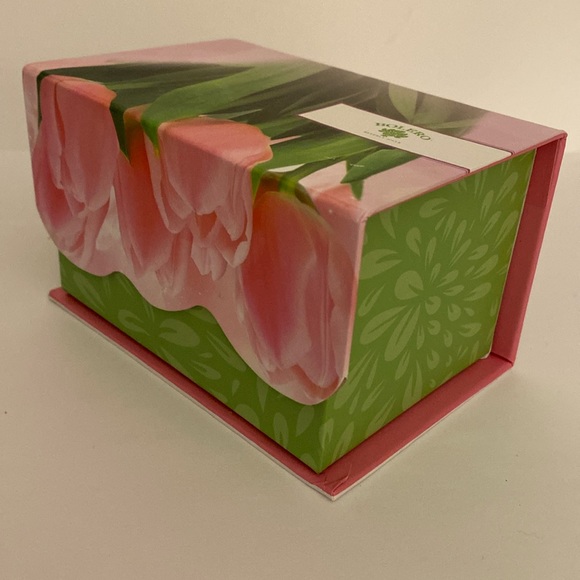 ๐HP๐Two Bars of Bath Soaps in Lovely Pink Tulip Box - Picture 2 of 7